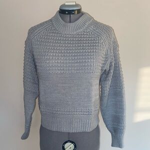 Universal Thread Gray Women’s Sweater